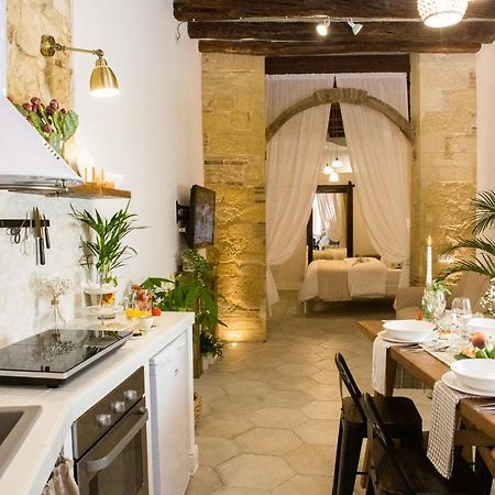Arc Home Cagliari Bagian luar foto