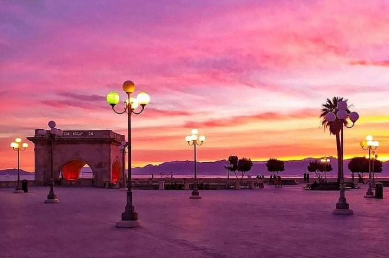 Arc Home Cagliari Bagian luar foto