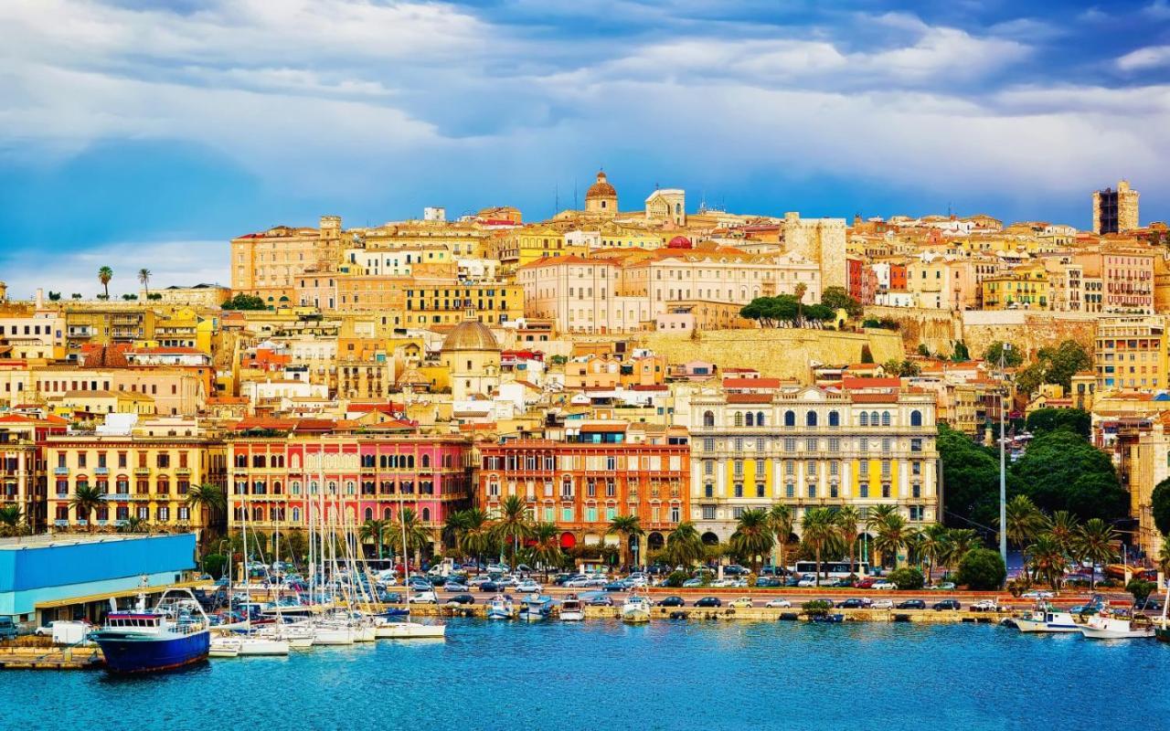 Arc Home Cagliari Bagian luar foto